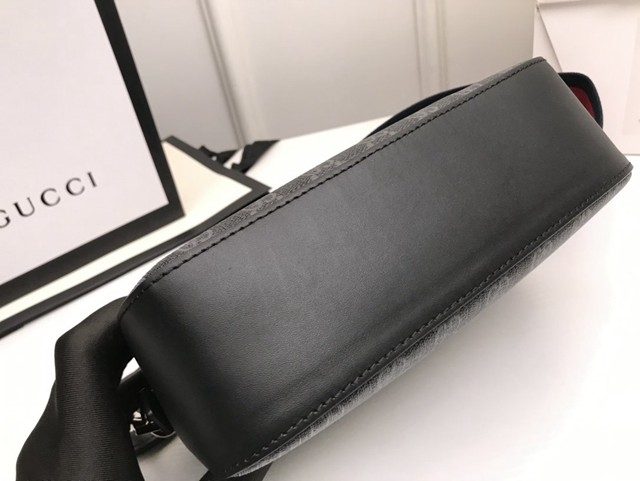 Gucci專櫃款男包 574886 古馳pvc黑色 男士休閒小挎包  gqy3483